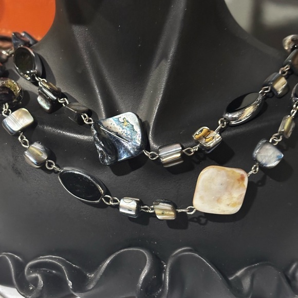 Vintage Multi Size Black Onyx Abalone Italian Venetian Murano glass Bead Stones - Picture 2 of 7